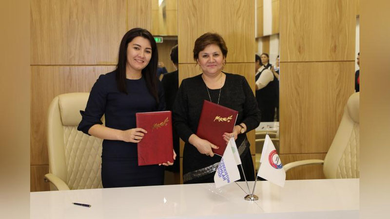 '"Ishga marhamat" Monomarkazi va O`zbekiston yoshlar ittifoqi Toshkent shahar Kengashi o`rtasida o`zaro hamkorlik Memorandumi imzolandi'ning rasmi