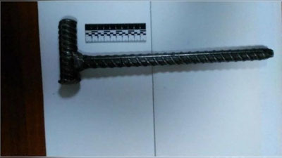 '1-qavatda "salonchilik" qiladigan ayol 2-qavatga chiqib talonchilik qildi'ning rasmi