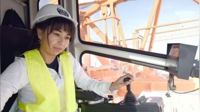 Изрображение 'Машинистка крана в Tashkent Сity станет героиней нового фильма'