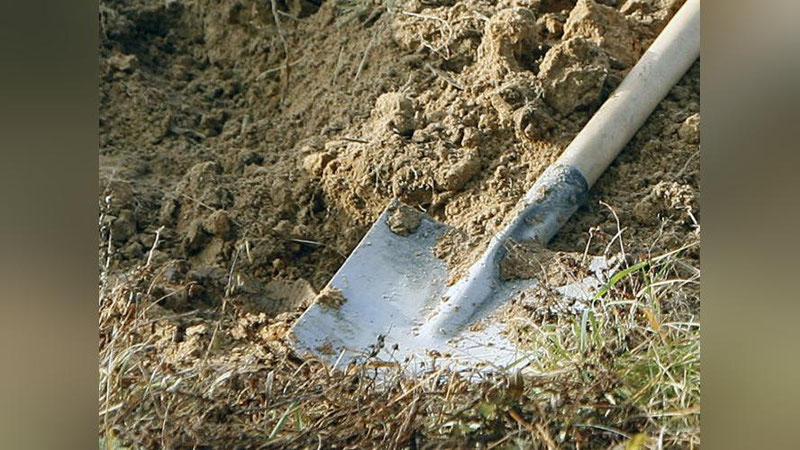 'Andijonda 27 yoshli yigit qimordagi qarzi sabab qo`shnisini o`ldirib, hojatxona yaqiniga ko`mib qo`ydi (Video)'ning rasmi