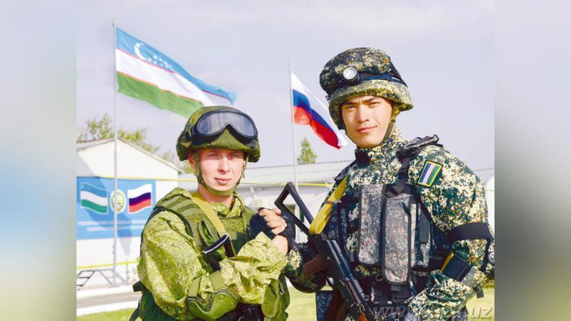 '“Наврўз” истироҳат боғида “Армия ва ёшлар” деб номланган ҳарбий-ватанпарварлик фестивали ўтказилди'ning rasmi