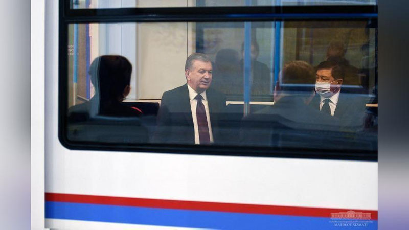 Изрображение 'Шавкат Мирзиёев о Юнусабадской линии метро: "Построить ее было непросто" (фото)'