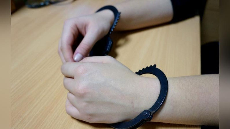 Изрображение 'ФЕРГАНСКИЙ ШКОЛЬНИК НАНЕС ВОДИТЕЛЮ ТАКСИ 11 НОЖЕВЫХ РАНЕНИЙ'