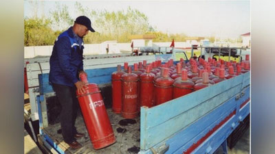 '"Hududgazta`minot" suyultirilgan gazni aholiga o`tgan yilga nisbatan 40 ming tonna ko`p etkazib berganini aytmoqda'ning rasmi