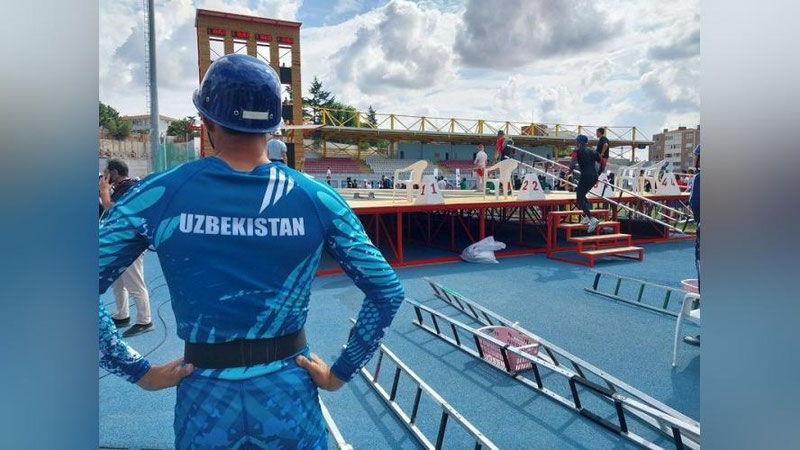 Изрображение 'Команда МЧС Узбекистана успешно выступает на чемпионате мира по пожарно-спасательному спорту'