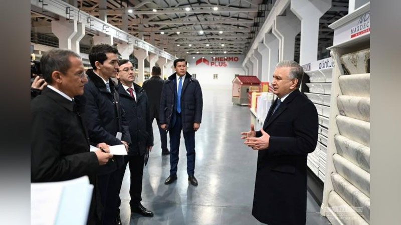Изрображение 'Президент посетил в Ургенче предприятие по производству продукции из базальта'