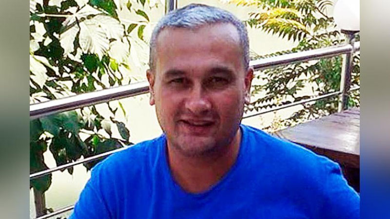 'Shavkat Mirziyoev Bobomurod Abdullaevga uch xonali uy sovg`a qildi (video)'ning rasmi