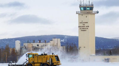 Изрображение 'На Аляске спасли мужчину, который провел 23 дня в снежной ловушке (видео)'