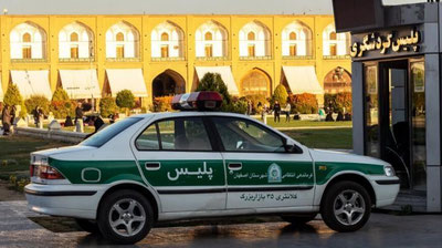 Изрображение 'В иранском Ширазе неизвестный расстрелял людей из автомата: 15 человек погибли'