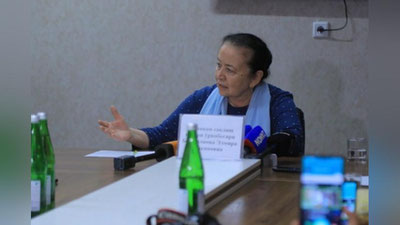 'Chustdagi bolalar dori yoki ovqatdan zaharlanmagan - vazir o`rinbosari'ning rasmi