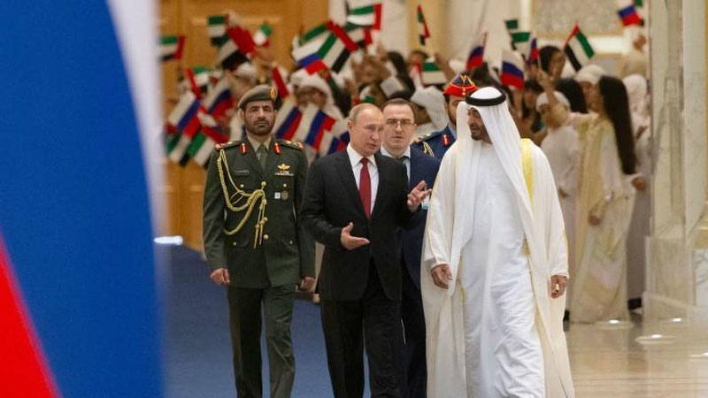 'Putin ertaga Saudiya Arabistoniga boradi'ning rasmi