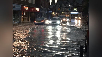 'Ispaniyada katta suv toshqinlari yuz bermoqda'ning rasmi