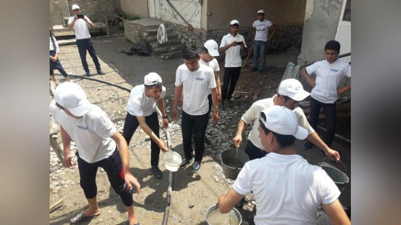 'Muborak oyda seldan jabrlangan xonadonlarga yordam ko`rsatildi (foto)'ning rasmi