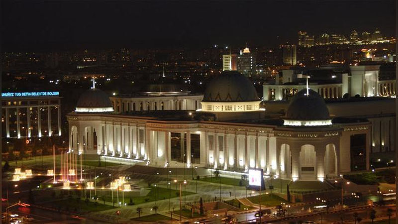 Изрображение 'В ТУРКМЕНИСТАНЕ БЕНЗИН ПОДОРОЖАЛ НА 50%'