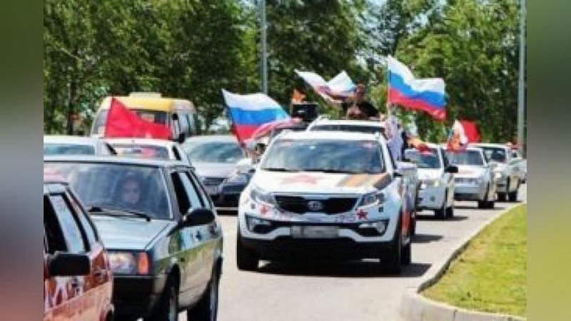 'Xalqaro avtokarvon O`zbekistondagi yo`llar holatini o`rganadi'ning rasmi