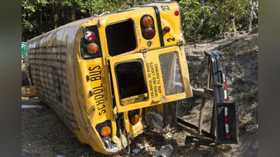 'АҚШнинг Алабама штатида мактаб ўқувчиларини ташувчи автобус ҳалокатга учради'ning rasmi