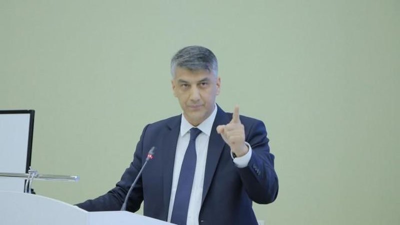 'Ким нима деса десин, электрон сигареталар қатъий тақиқланиши керак — Алишер Қодиров'ning rasmi