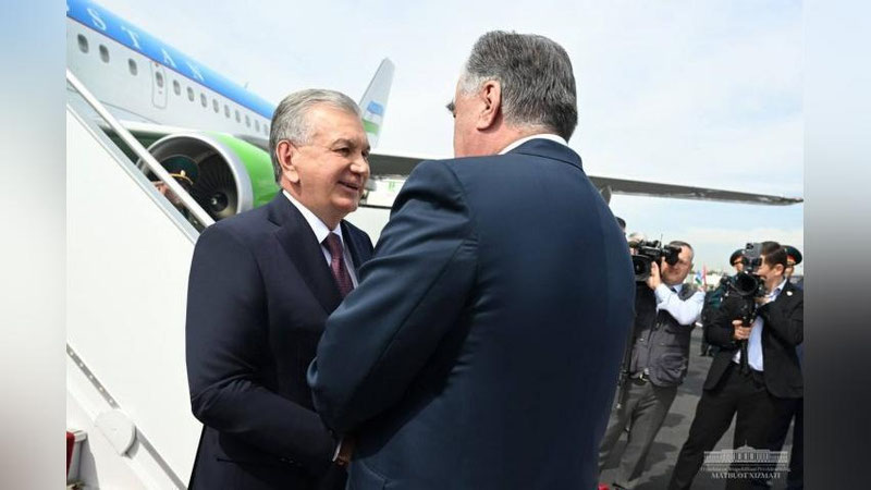 'O`zbekiston Prezidenti Dushanbega bordi'ning rasmi