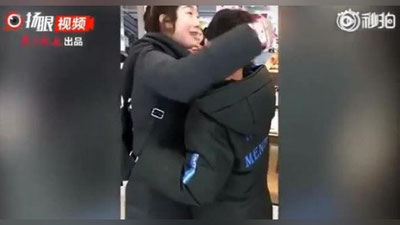 Изрображение 'МАТЬ ОТКАЗАЛАСЬ ОТ ДОРОГОГО ПОДАРКА СЫНА РАДИ ЕГО СЧАСТЛИВОГО БУДУЩЕГО'