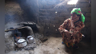 'Tojikistonda kam ta`minlanganlar va muxtoj chet elliklarga 15 million dollar yordam tarqatildi'ning rasmi