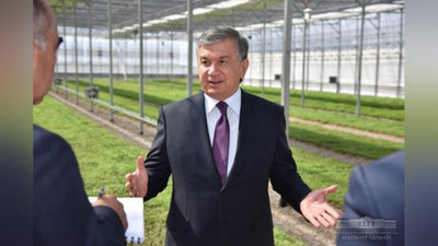 'Президентимиз Мирзаобод туманида минглаб иш ўринлари яратаётган “Бек кластер” корхонаси фаолияти билан танишди'ning rasmi