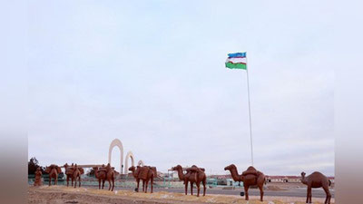 'Uchquduqda 35 metr balandlikda bayroq hilpiray boshladi'ning rasmi