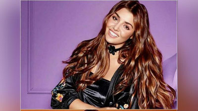 '“Маликам, энди қара” Ханде Эрчел моделликдан актрисаликкача'ning rasmi