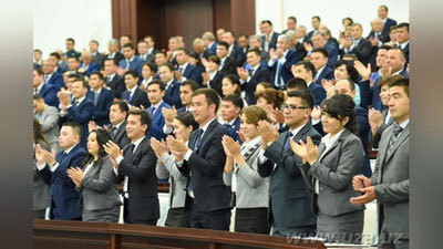 Изрображение 'САМООТВЕРЖЕННУЮ МОЛОДЕЖЬ БУДУТ НАГРАЖДАТЬ МЕДАЛЬЮ "КЕЛАЖАК БУНЁДКОРИ"'