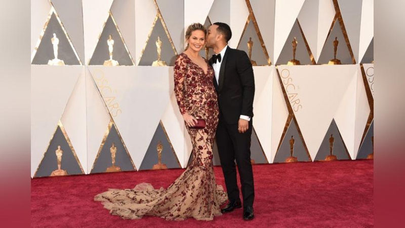 Изрображение 'Самые красивые пары «Оскара-2016»'