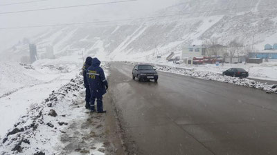 '"Qamchiq" dovonida avtotransport harakati tiklandi'ning rasmi