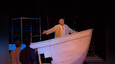 Изрображение 'Русский драматический театр решил закрыться на ремонт'