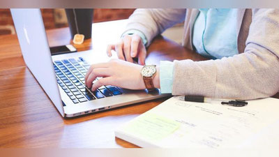 '1 APRELDAN BOShLAB QQS BO`YIChA ALOHIDA IMTIYoZLAR BEKOR QILINADI'ning rasmi