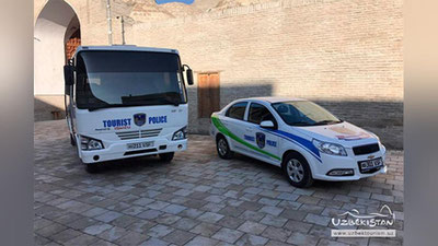 Изрображение 'В БУХАРЕ НАЧАЛА ДЕЙСТВОВАТЬ ТУРИСТИЧЕСКАЯ ПОЛИЦИЯ'