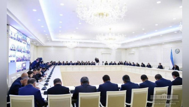 'Prezident raisligida videoselektor yig`ilishi o`tkazildi'ning rasmi