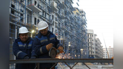 'Toshkentda bir necha yuz mlrd. so`mlik qurilishlar pudratchilarga nega tendersiz berilgan? Qurilish vazirligi masalaga oydinlik kiritdi'ning rasmi