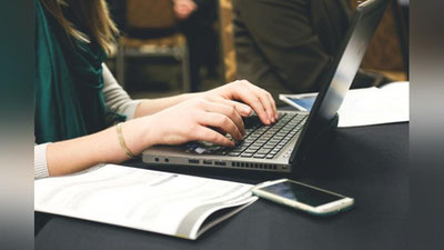 Изрображение 'КУДА НАПРАВИТЬ ПРЕТЕНЗИИ К РАБОТЕ ОНЛАЙН-УСЛУГ?'