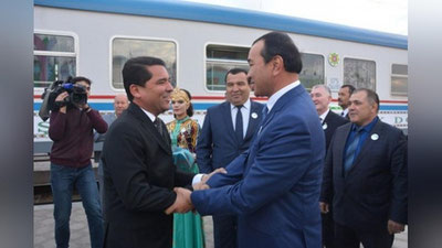 'Ozodbek Nazarbekov Termizda Turkmaniston delegasiyasini kutib oldi'ning rasmi