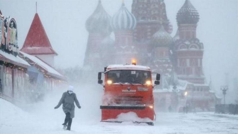 'Rossiyada bu yil qish bo`yi g`ayritabiiy iqlim hukmron bo`lishi kutilmoqda'ning rasmi