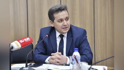 'Xalq ta`limi vazirining axboroti eshitildi'ning rasmi
