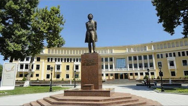Изрображение 'У ПАМЯТНИКА ПУШКИНУ В ТАШКЕНТЕ ПРОЙДЕТ ПРАЗДНОВАНИЕ МАСЛЕНИЦЫ'