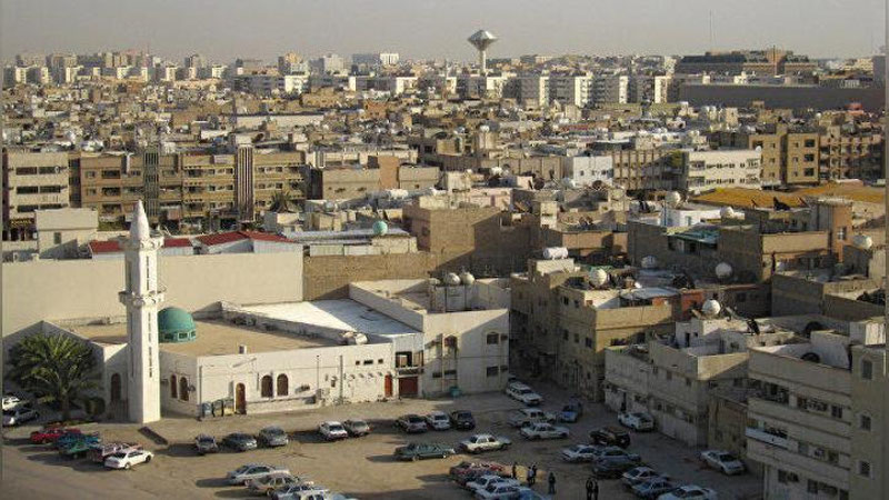 'Saudiya Arabistonida tinimsiz yomg`ir yog`moqda 'ning rasmi