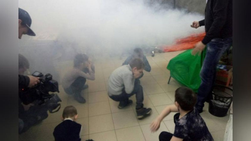 Изрображение 'КАК ВЕСТИ СЕБЯ ВО ВРЕМЯ ПОЖАРА В ТОРГОВЫХ ЦЕНТРАХ: ПРАВИЛА ОТ МЧС'