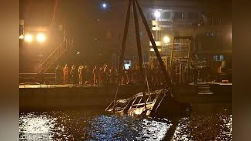 'Xitoyda yo`lovchi tashuvchi avtobus bilan bog`liq ko`ngilsizlik ro`y berdi 'ning rasmi