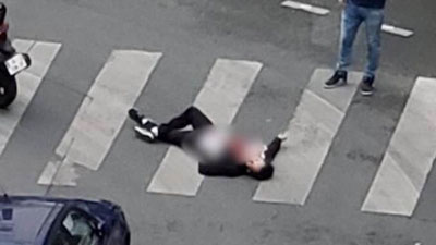 Изрображение 'ТЕРРОРИСТ УСТРОИЛ РЕЗНЮ В ЦЕНТРЕ ПАРИЖА'