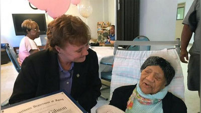 'AQShning eng keksa fuqarosi vafot etdi'ning rasmi