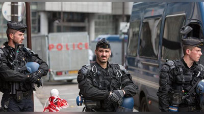 'Fransiyada arman va turk diaspora vakillari o`rtasida mushtlashuv yuz berdi'ning rasmi