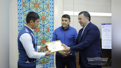 'Namanganda 35 nafar iqtidorli talabalarning to`lov-shartnoma pullari to`lab berildi'ning rasmi