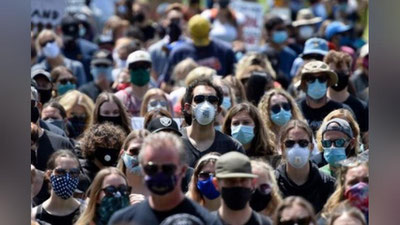 'Британияда "омикрон" билан касалланганлар ой охиригача миллиондан ошиши мумкин'ning rasmi