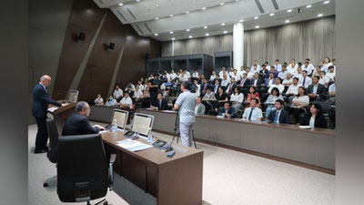 'Конституцияга киритилаётган ўзгартириш ва қўшимчаларнинг мазмун-моҳиятига бағишланган тадбир ўтказилди'ning rasmi