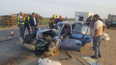 'Jizzaxda "Nexia" katta yuk mashinasi bilan to`qnashishi oqibatida 2 fuqaro voqea joyida halok bo`ldi'ning rasmi